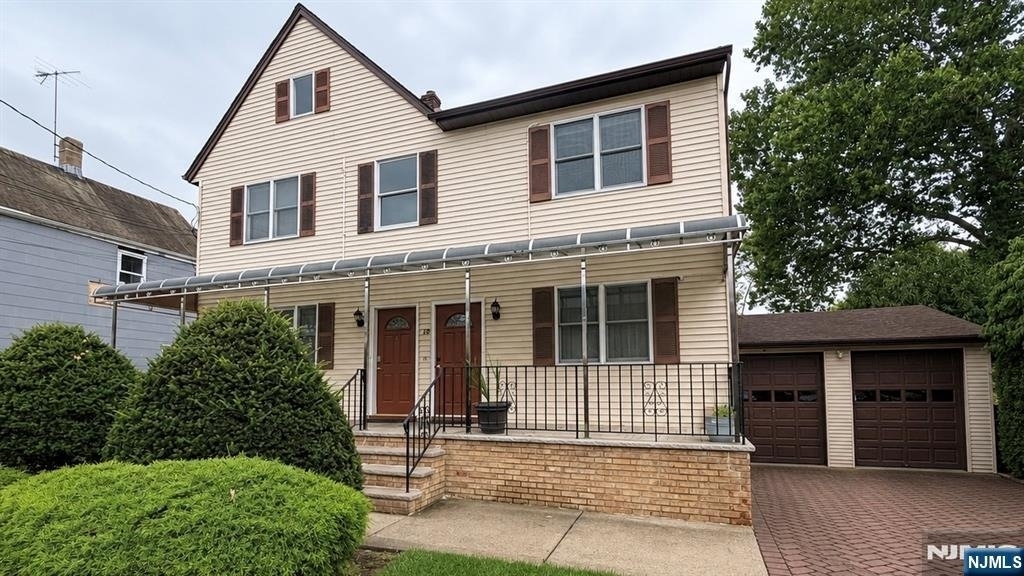 70 Prospect - Photo 0