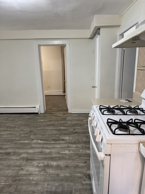 1608 Greenleaf Avenue - Photo 3