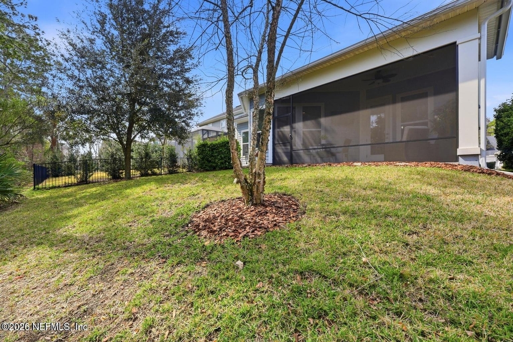 429 Pelican Pointe Road - Photo 22