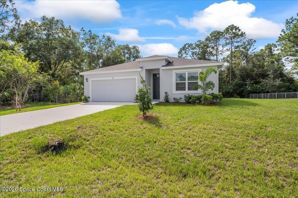 566 Rembrandt Street Se - Photo 0