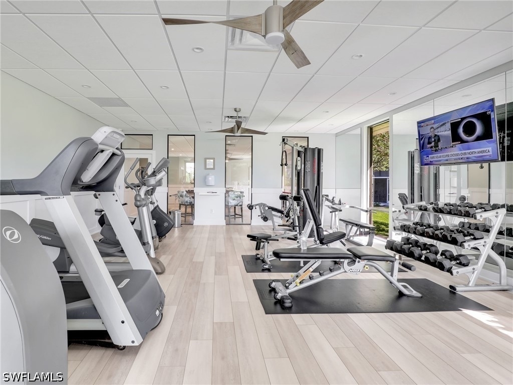 555 Park Shore Drive - Photo 23