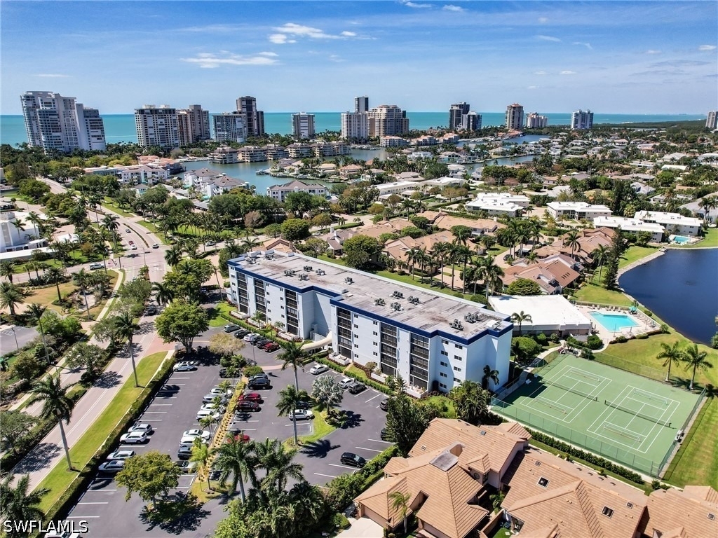 555 Park Shore Drive - Photo 28