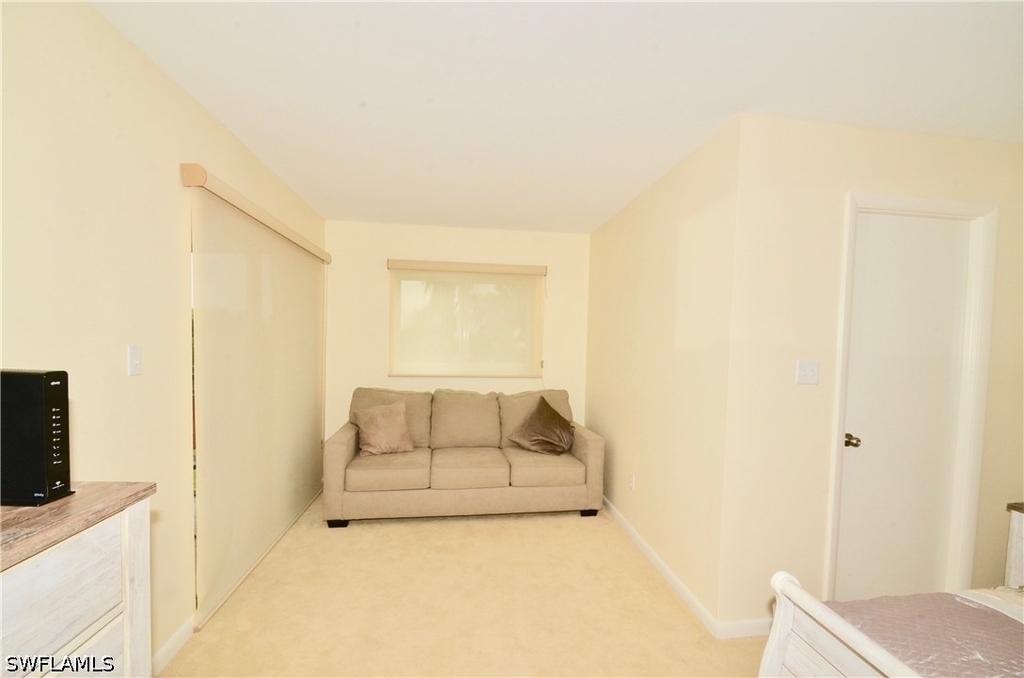 555 Park Shore Drive - Photo 13