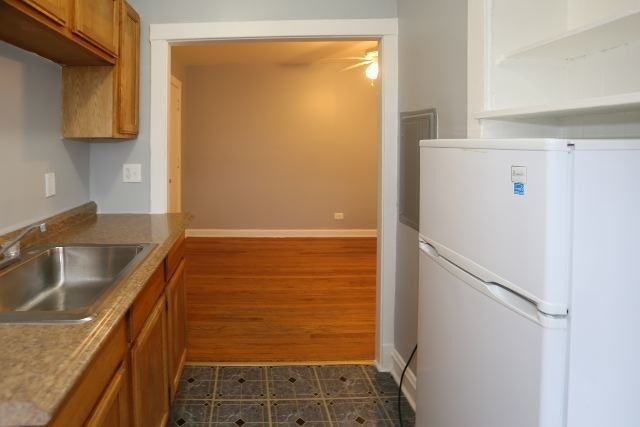 3263 W Wrightwood Avenue - Photo 4