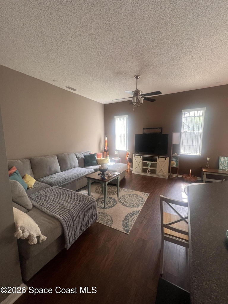 7368 Crepe Myrtle Court - Photo 2
