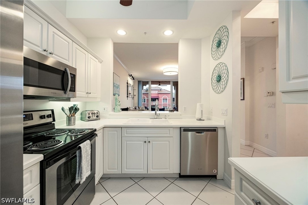 410 Bayfront Place - Photo 2