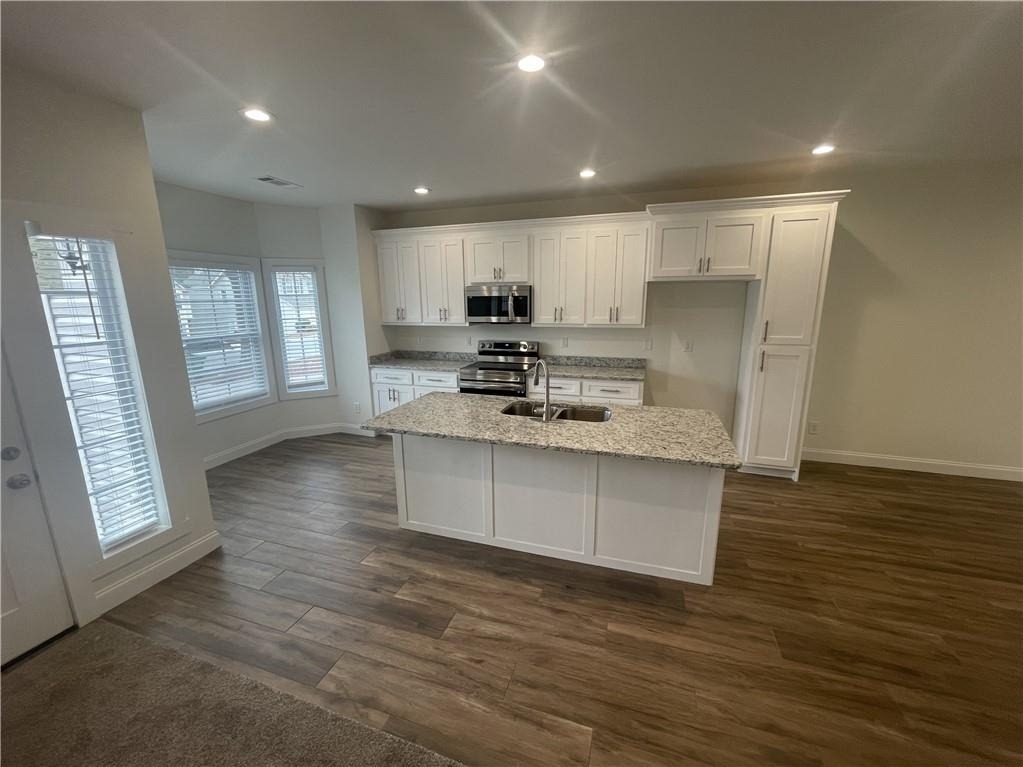 4034 Oak Glenn Drive - Photo 3