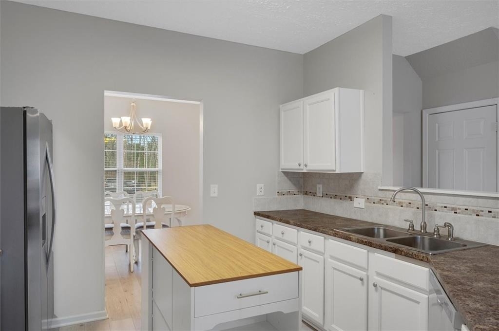 940 Tree Creek Boulevard - Photo 13