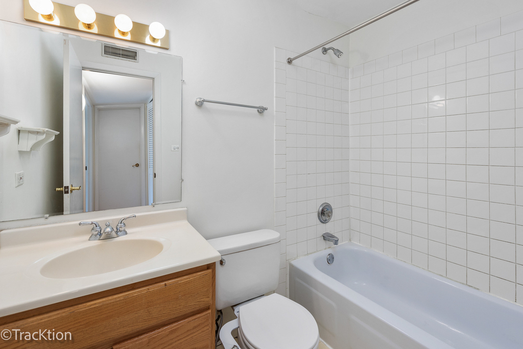 6147 Knoll Wood Court - Photo 8