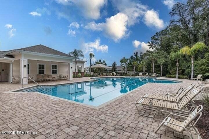742 Northside Drive S - Photo 38