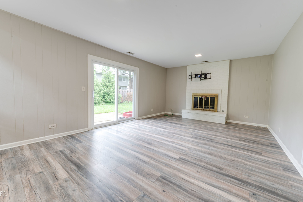 5s735 Park Meadow Drive - Photo 5