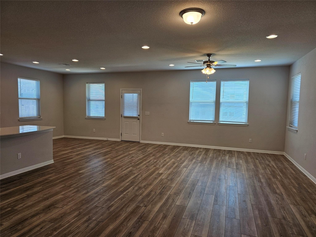 128 Munk Ln - Photo 3