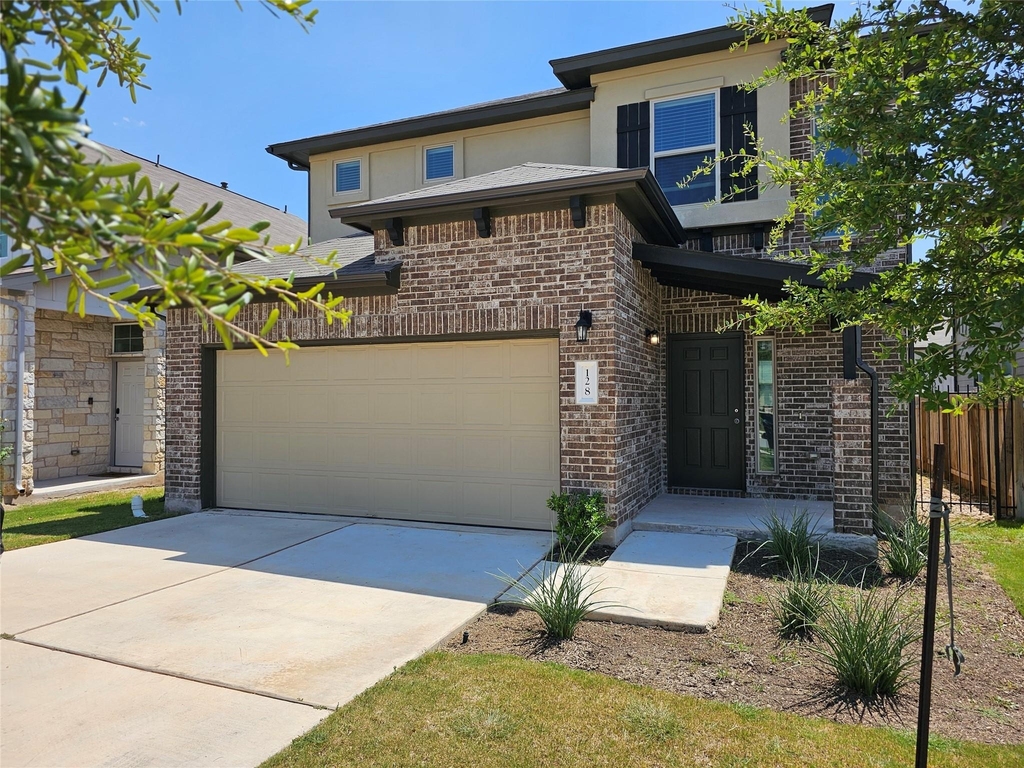 128 Munk Ln - Photo 0