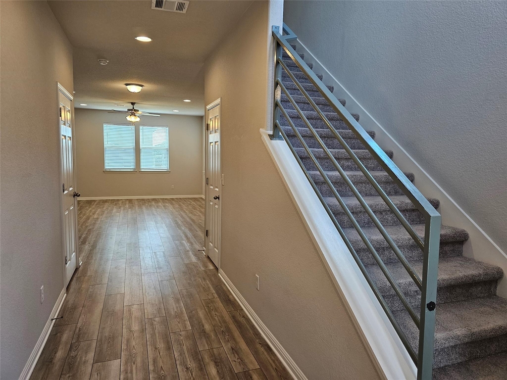 128 Munk Ln - Photo 1