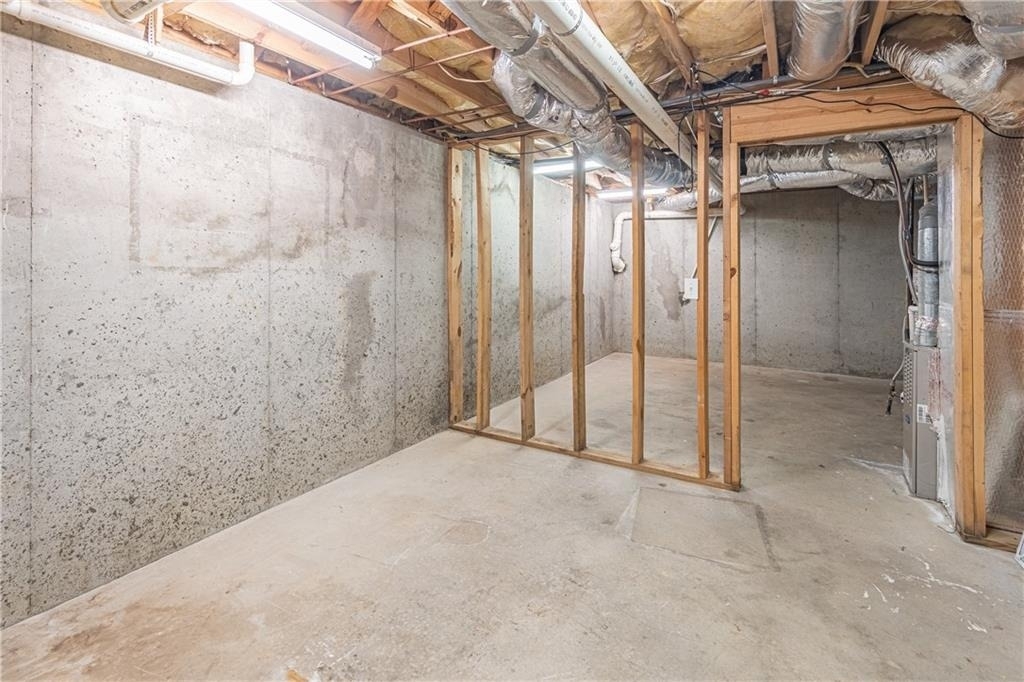 5747 Starboard Court - Photo 34