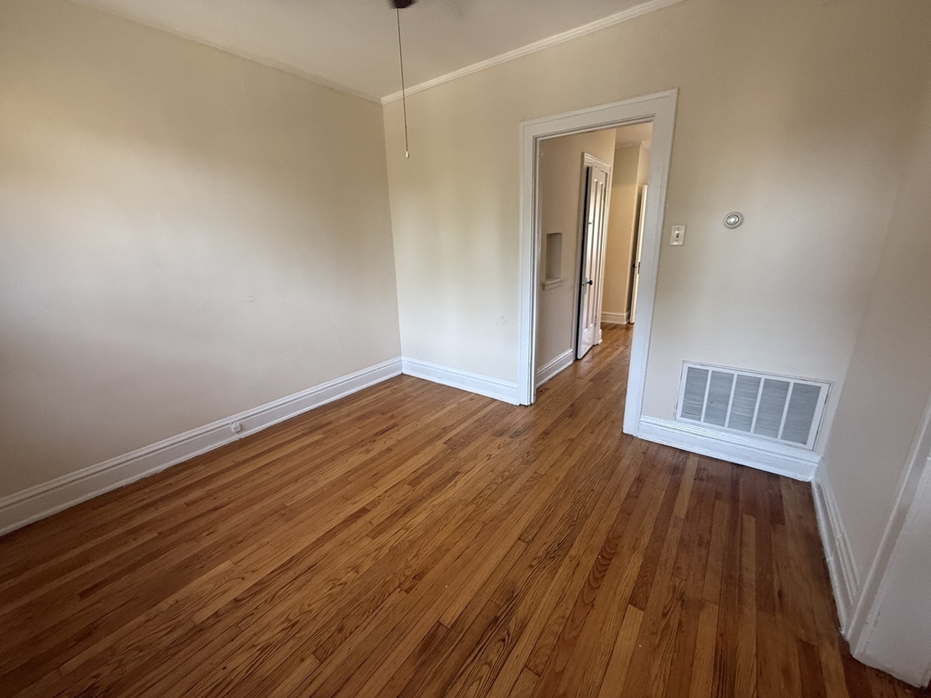 154 Des Plaines Avenue - Photo 6