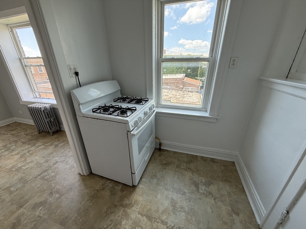 5910 W 26th Street - Photo 11