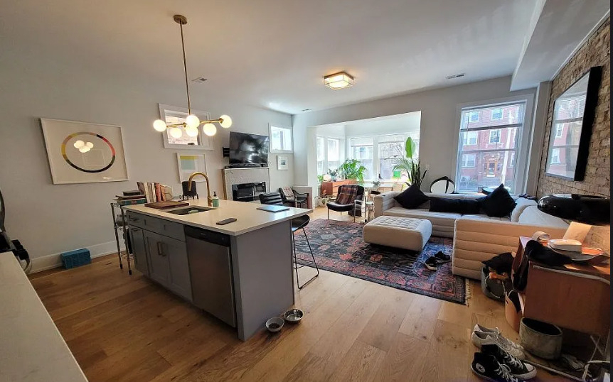 1318 W Winnemac Avenue - Photo 2