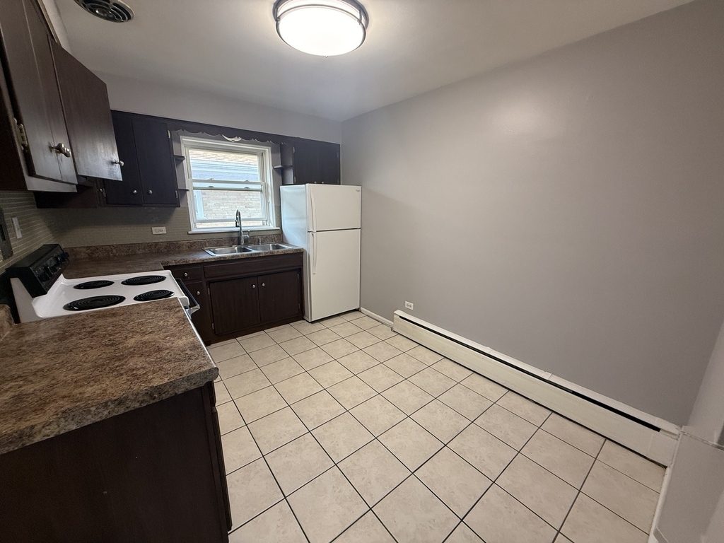 3110 Calwagner Street - Photo 9