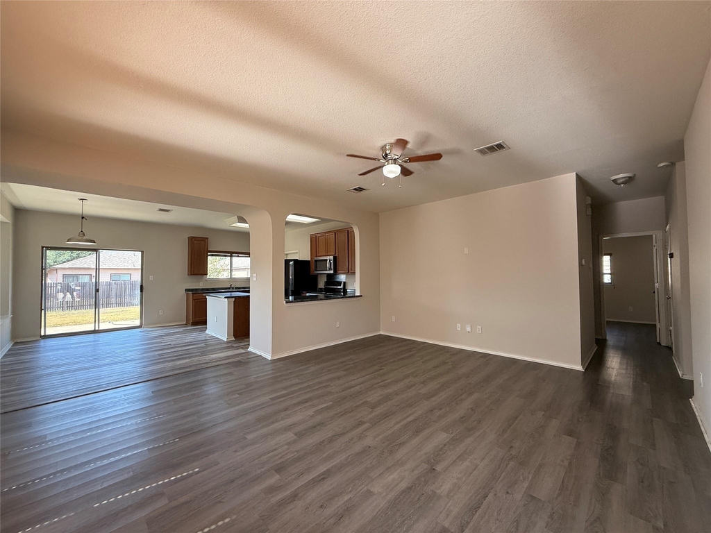 1722 E Mesa Park Cv - Photo 4
