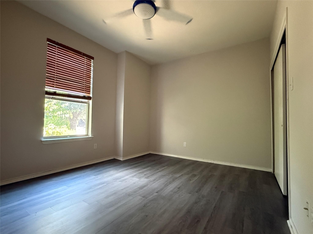 1722 E Mesa Park Cv - Photo 10