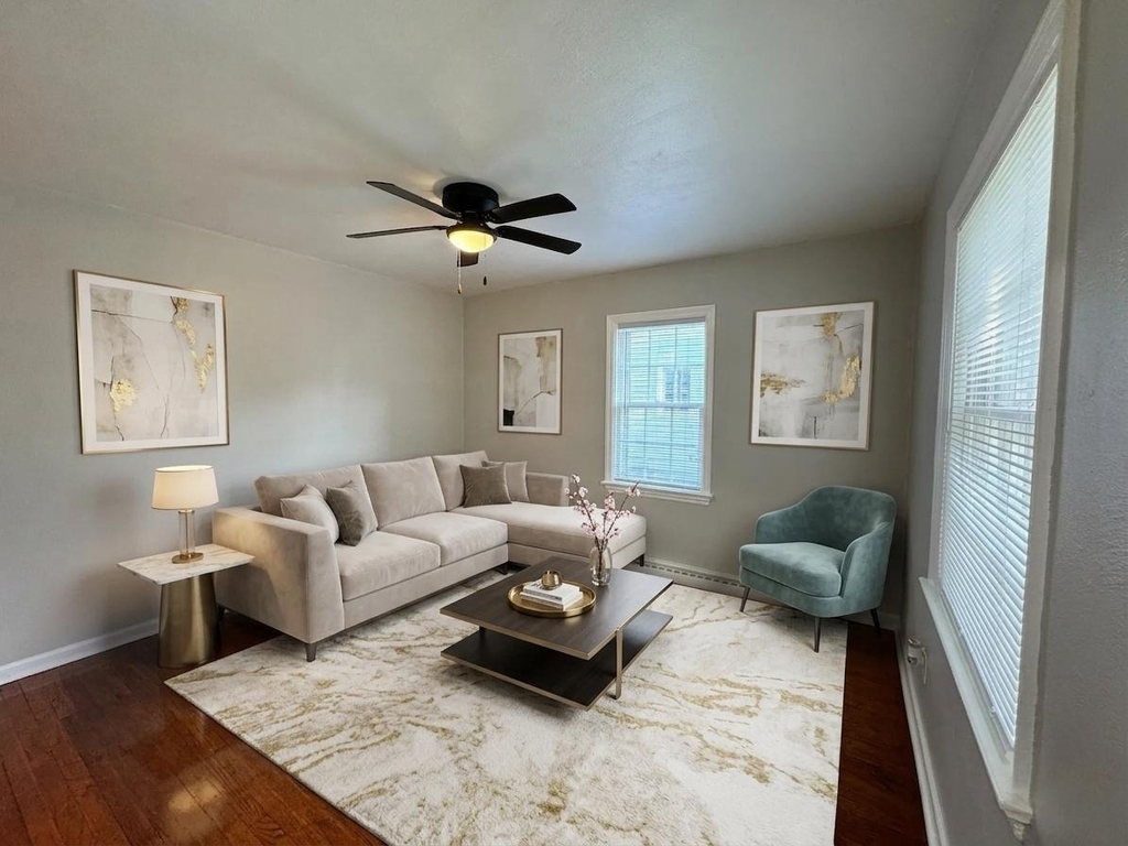 1619 Evergreen Street - Photo 1