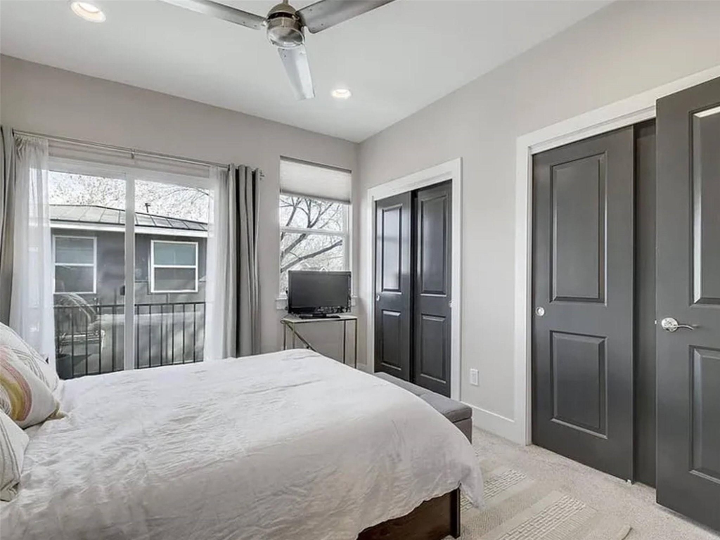2709 E 3rd St - Photo 13