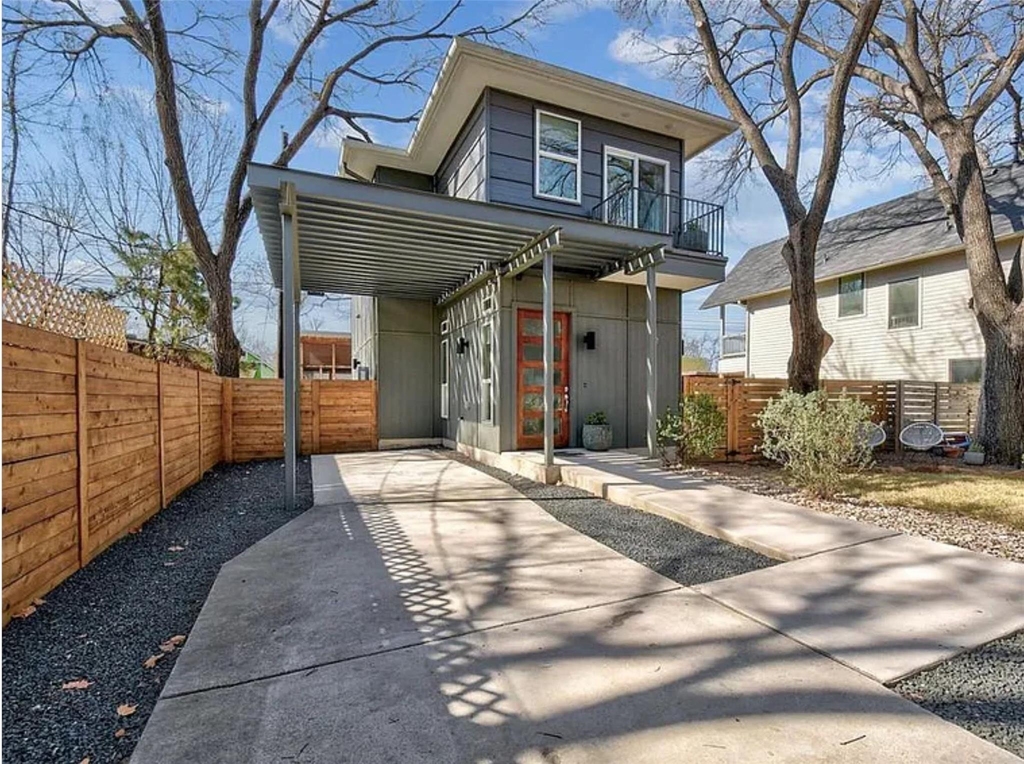 2709 E 3rd St - Photo 18