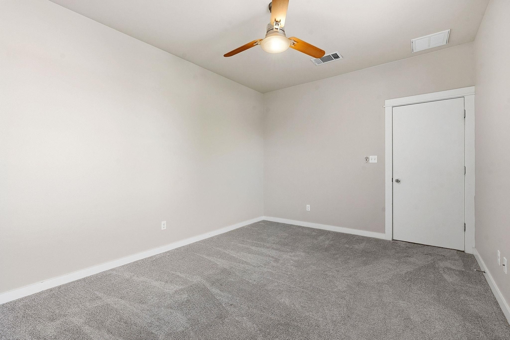 2911 Corbin Ln - Photo 22