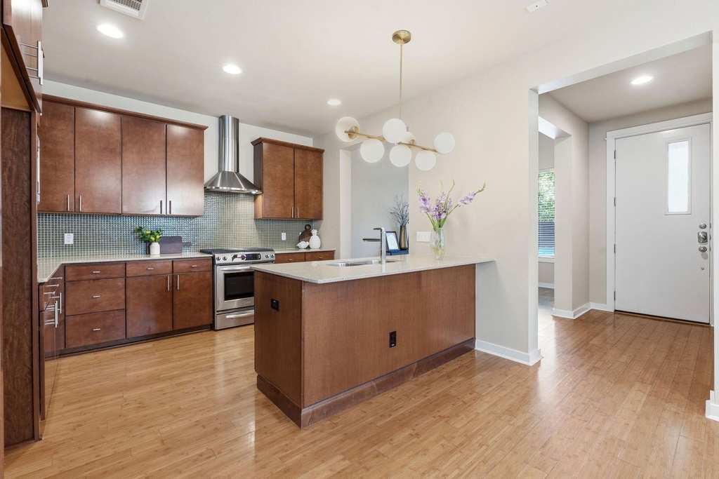 2911 Corbin Ln - Photo 5