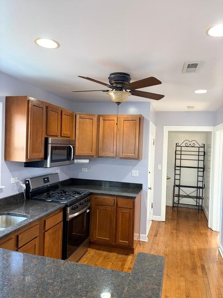 5540 N Luna Avenue - Photo 12