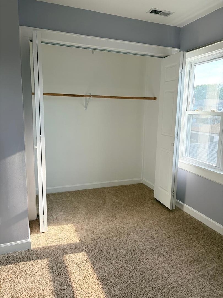 5540 N Luna Avenue - Photo 8