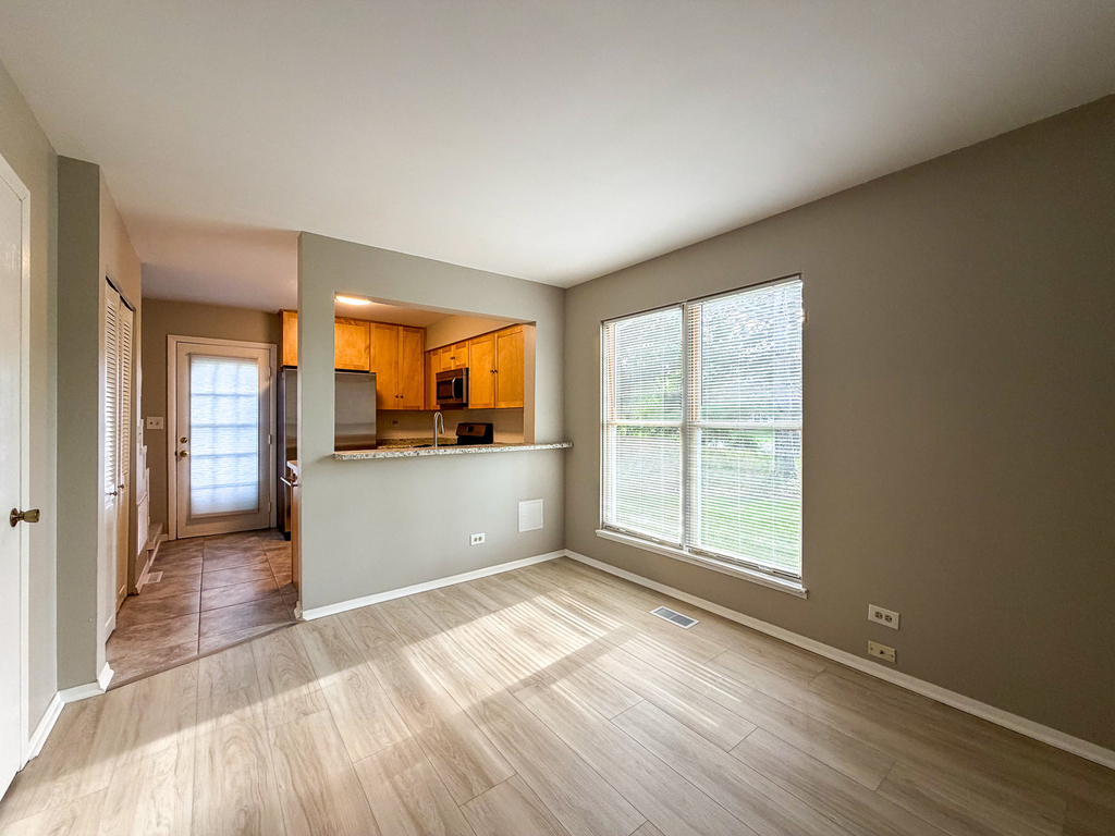 2615 Oakshire Court - Photo 2