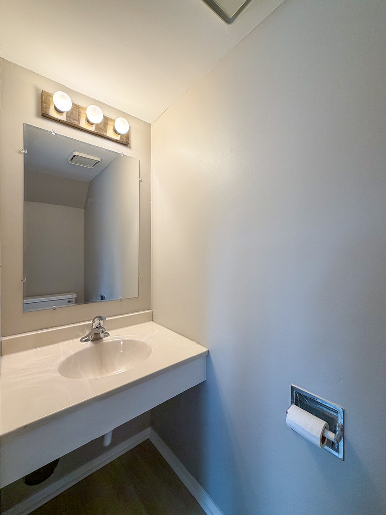 2615 Oakshire Court - Photo 6