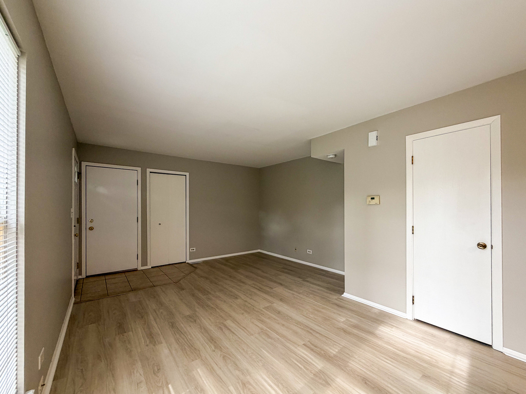 2615 Oakshire Court - Photo 5