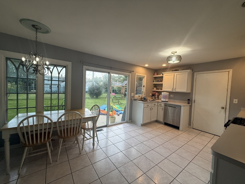 122 Gall Lane - Photo 3