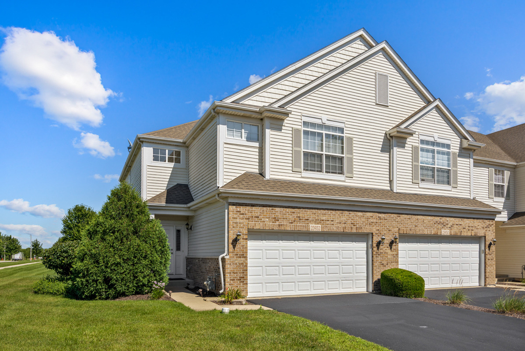 23932 Mc Mullin Circle - Photo 0
