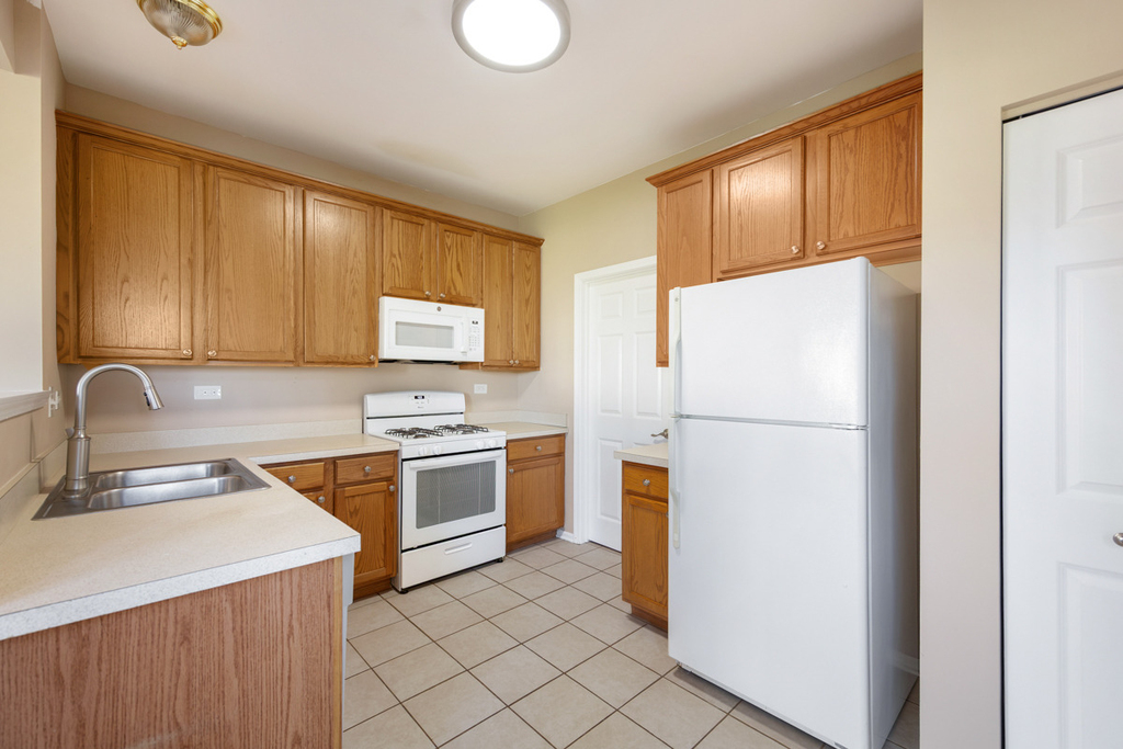 23932 Mc Mullin Circle - Photo 7