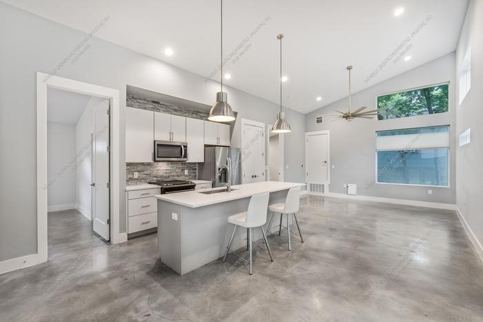 505 W Odell St - Photo 4