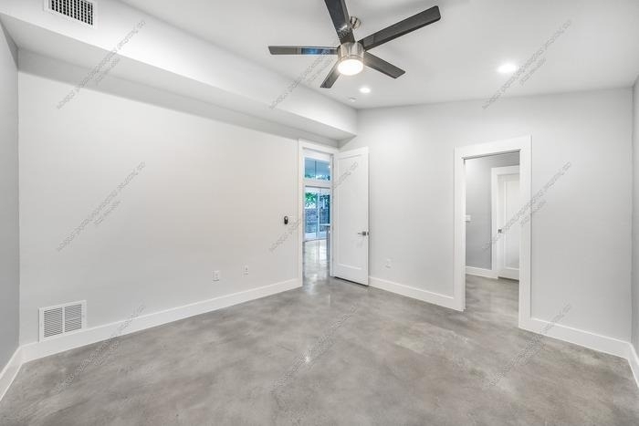 505 W Odell St - Photo 9