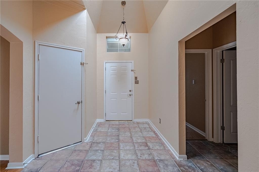27 Troon Dr - Photo 3