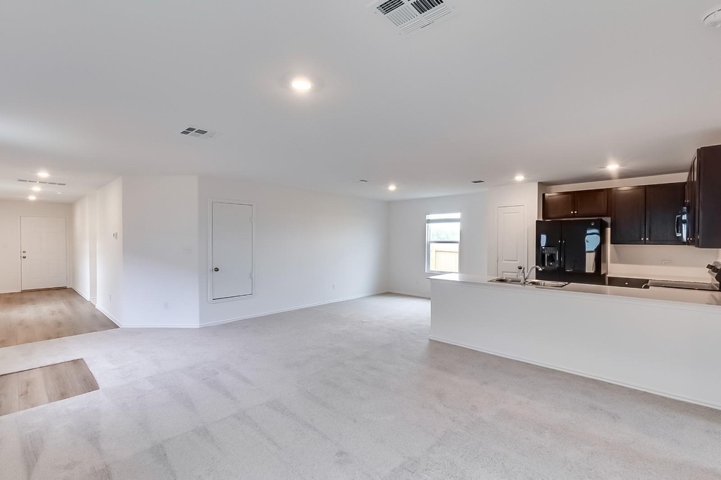 1105 Catfish Ln - Photo 6