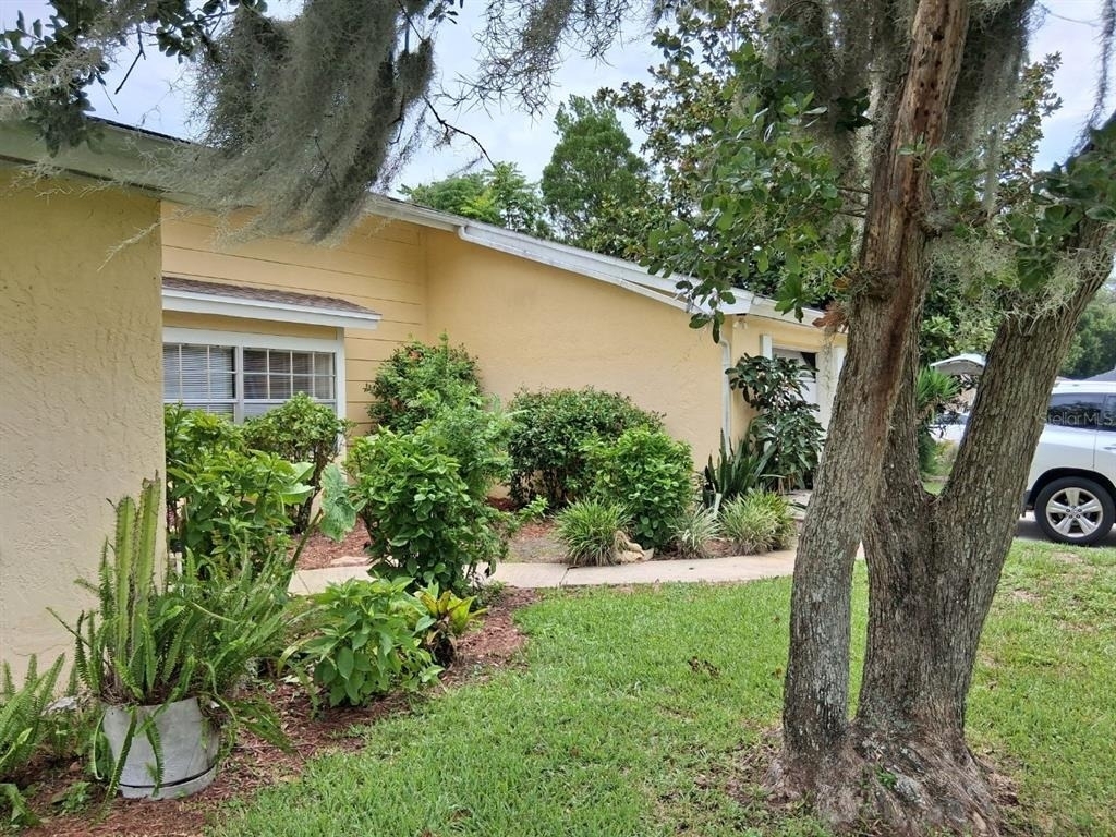 12406 Weatherstone Row - Photo 2