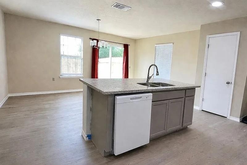 5211 Viewpoint Dr - Photo 4