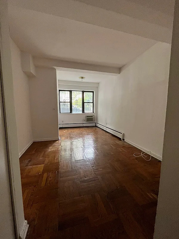 3rd Avenue/88th Street - Photo 1