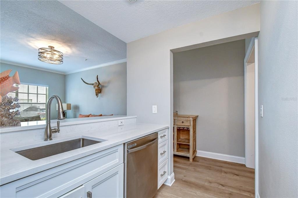 800 S Dakota Avenue - Photo 7