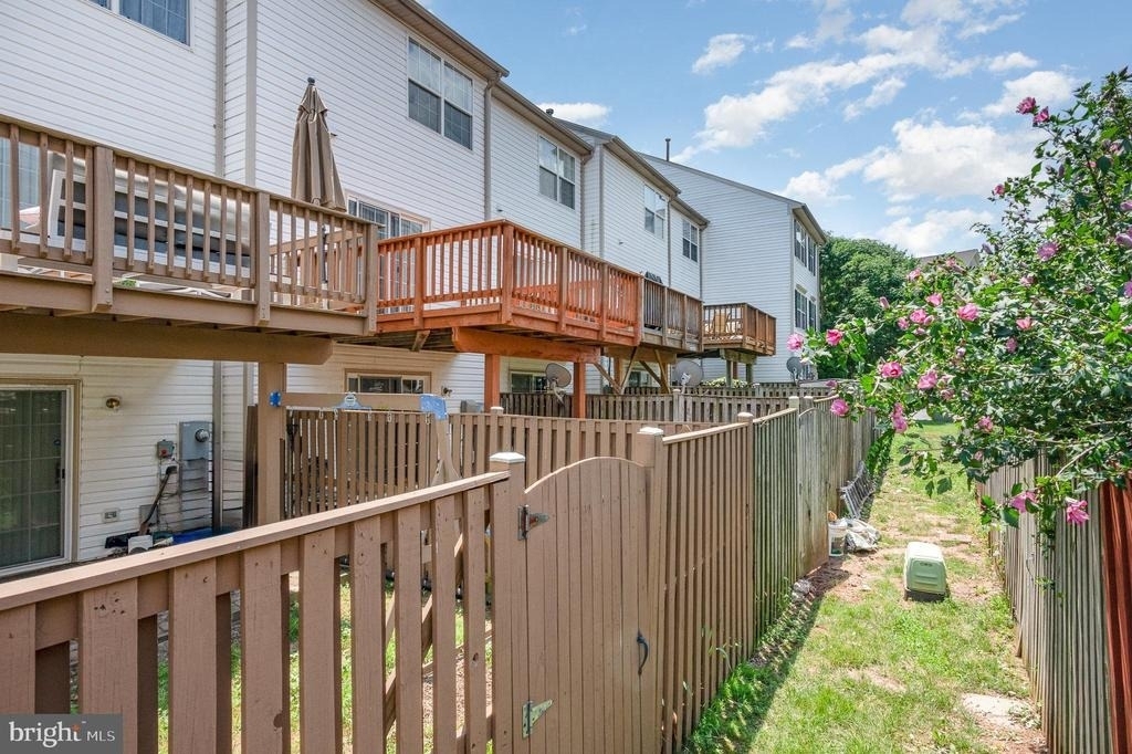 7442 Langholm Way - Photo 29