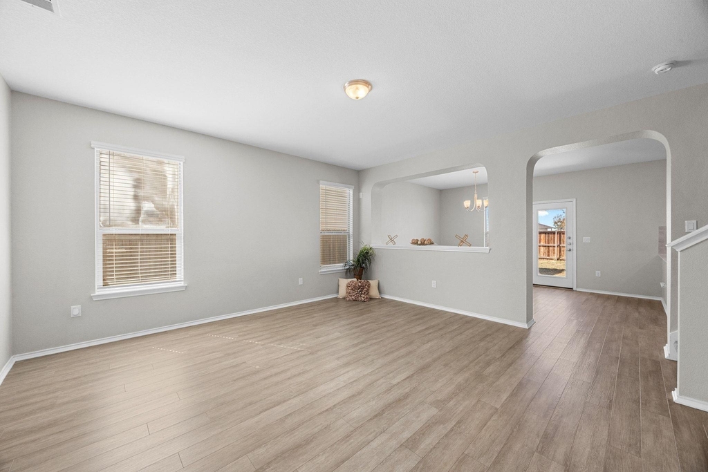6312 Wagon Spring St - Photo 6