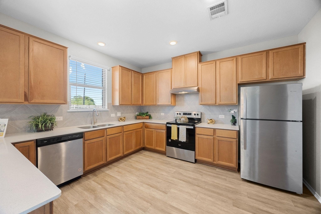 6312 Wagon Spring St - Photo 9