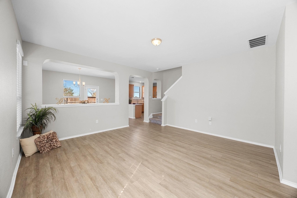 6312 Wagon Spring St - Photo 4